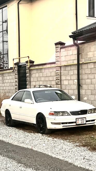 Toyota Mark II: 2000 г., 2.5 л, Автомат, Бензин, Седан