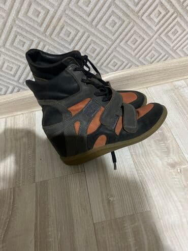 Спецодежда: Кроссовки, 36, Adidas Originals, Б/у, цвет - Черный, Самовывоз, Платная доставка — 1