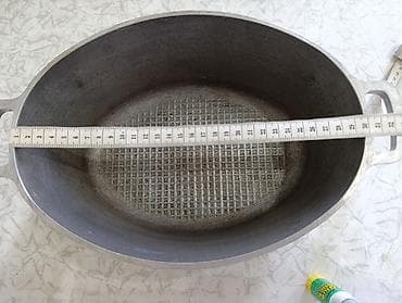 Кухонные принадлежности: Дюралюминиевый овальный казан/гусятница с крышкой. - Материал: литой — 2