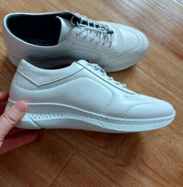 обувь ручной работы бишкек: Новые кожаные кроссовки. Производство Турция. Указан на подошве 36 — 4