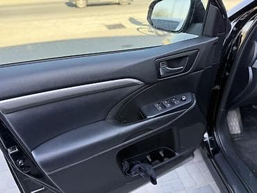 хайландер: Toyota Highlander: 2019 г., 3.5 л, Автомат, Бензин, Кроссовер — 6