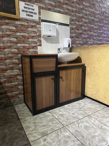 мусорный бак для дома: Урна для фудкорта 
Размеры (мм)
Высота : 815
Глубина : 440
Длина : 950 — 4