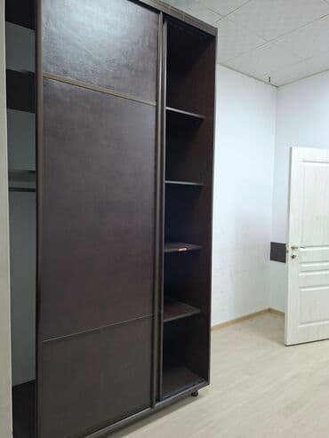 дома под офис: Сдаю Офис, 200 м², С отдельным сан узлом, 1 линия — 5