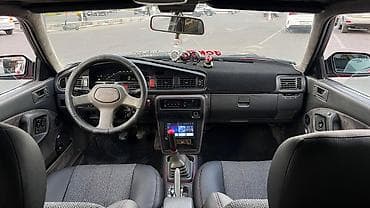 сидан: Mazda 626: 1988 г., 2.2 л, Механика, Седан — 8
