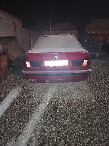 бус сапог мост: BMW 5 series: 1991 г., Механика, Бензин, Седан — 2