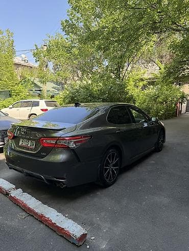 Транспорт: Toyota Camry: 2019 г., 2.5 л, Автомат, Бензин, Седан — 5