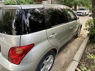 Продажа авто: Toyota Ist: 2004 г., 1.3 л, Автомат, Бензин, Хэтчбэк — 4