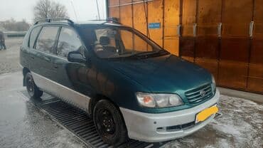 Toyota Ipsum: 1997 г., Автомат, Бензин, Минивэн — 5