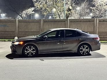 Toyota: Toyota Camry: 2020 г., 2.5 л, Автомат, Бензин, Седан — 9