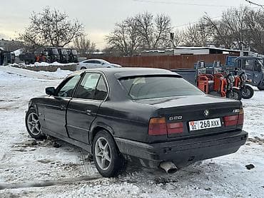 е34 530: BMW 520: 1992 г., 2 л, Механика, Бензин, Седан — 7