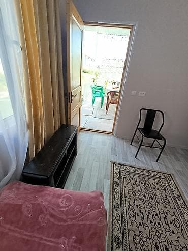 Ысык-Көлдө эс алуу: Коттедж в Тамчы 6-8 чел 150 метров до пляжа -3 комнаты, терраса — 10