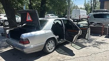 машина 100: Mercedes-Benz W124: 1994 г., Автомат, Седан — 4