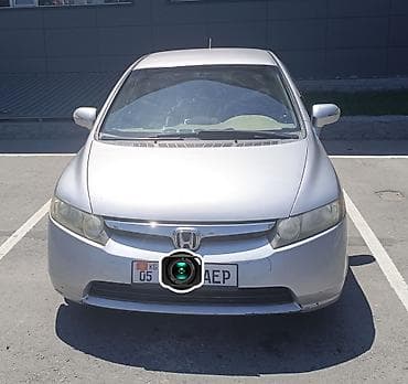 Honda Civic: 2007 г., 1.3 л, Вариатор, Бензин, Седан at lalafo.kg Honda Civic: 2007 г., 1.3 л, Вариатор, Бензин, Седан