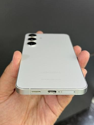 galaxy a 3: Samsung Galaxy S24+, Б/у, 512 ГБ, цвет - Белый, 2 SIM — 3