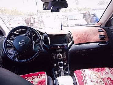 byd e2 2021: Ssangyong Tivoli: 2018 г., 1.6 л, Автомат, Дизель, Кроссовер — 4