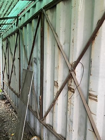 Сдаю в аренду гараж: 14 м², Металлический — 8