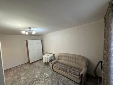 сдаю квартиру на долгий срок район филормония: 1 комната — 4