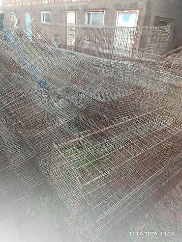 пчелы матки: Клеточные секции из оцинкованной сетки для содержания кроликов/птицы — 1