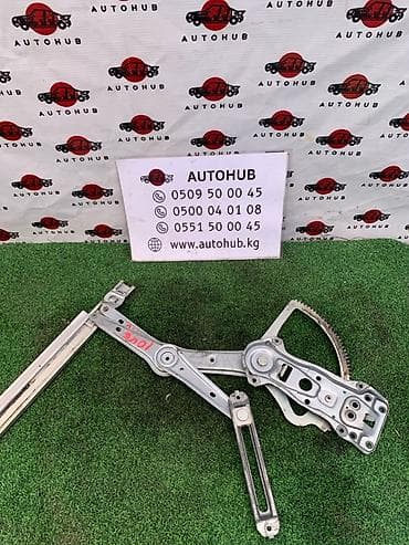 key maker: Механизм стеклоподъёмника (передняя дверь, ручной тип, реечный). - — 1