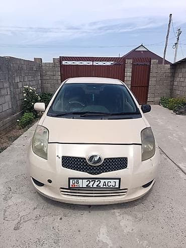 Toyota Vitz: 2006 г., 1 л, Автомат, Бензин, Хэтчбэк — 1