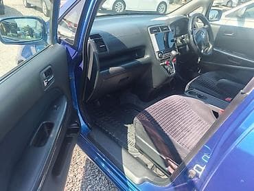 honda stream 2007: Honda Stream: 2003 г., 2 л, Автомат, Бензин, Минивэн — 8