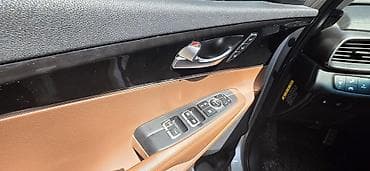 2017: Kia Sorento: 2017 г., 2.2 л, Автомат, Дизель, Кроссовер — 8
