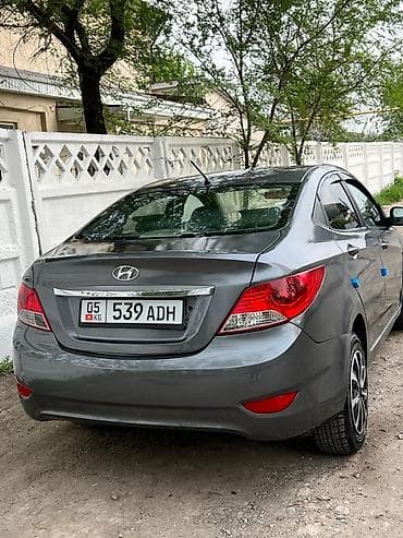 infinity fx: Hyundai Accent: 2013 г., 1.6 л, Автомат, Газ, Седан — 4