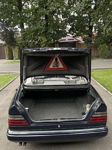 mers 3 2: Mercedes-Benz E-Class: 1993 г., 2.8 л, Автомат, Бензин — 7