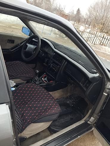 185 75 16с: Audi 80: 1987 г., Механика, Седан — 6