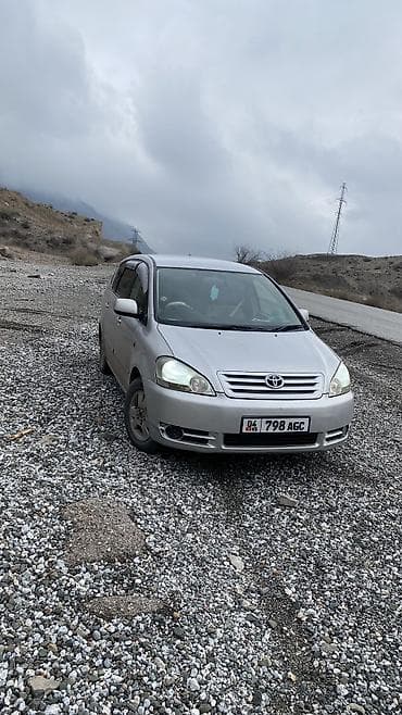 Унаа сатуу: Toyota Ipsum: 2003 г., 2.4 л, Автомат, Бензин, Вэн/Минивэн — 2