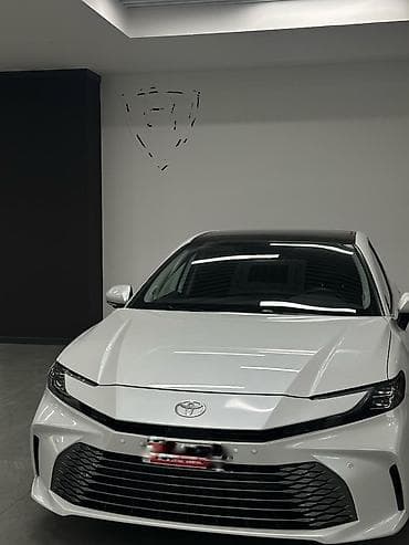camry 5: Toyota Camry: 2025 г., 2.5 л, Автомат, Гибрид, Седан — 2