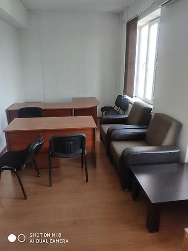 сдаю в аренду офис: Аренда офисов, 700 м², В бизнес центре — 3