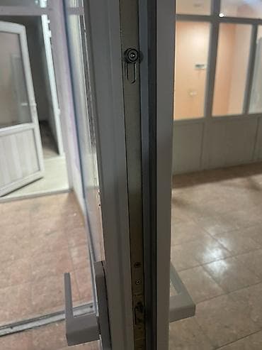 Пластиковые двери: ПВХ-дверь входная/межкомнатная из профиля Grain (оконные системы). - — 7