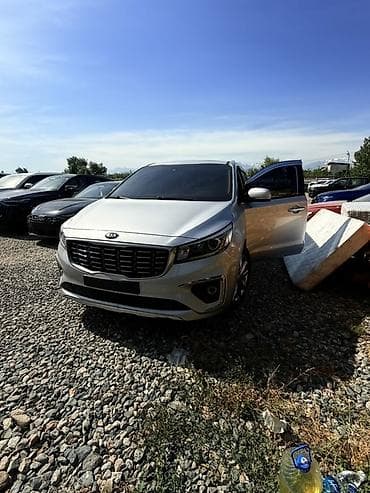 кона 2020: Kia Carnival: 2020 г., 2.2 л, Минивэн — 1