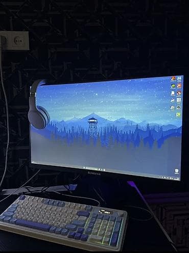 xiaomi монитор: Игровой ПК‑сетап с подсветкой RGB Состав: - Видеокарта: GeForce RTX — 5