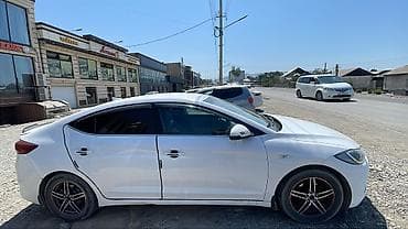 runx alex: Hyundai Elantra: 2017 г., 1.6 л, Автомат, Бензин, Седан — 3