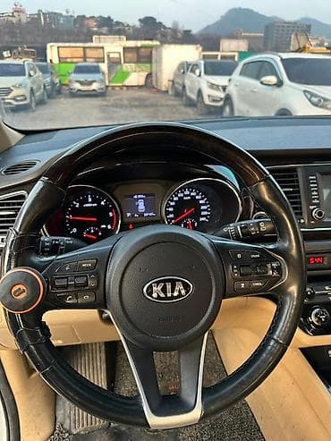 реео: Kia Carnival: 2019 г., 2.2 л, Автомат, Дизель, Минивэн — 6