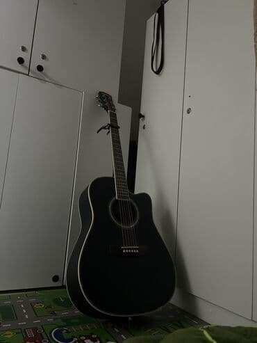 Продаю Гитару как новый Купил Месяц назад новый сам играл В комплекте at lalafo.kg Продаю Гитару как новый Купил Месяц назад новый сам играл В комплекте