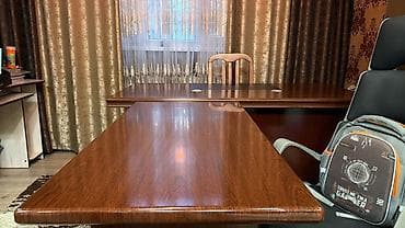 офисный столь: Офисный стол, Нерегулируемый, цвет - Коричневый, Угловой, ЛДСП — 2