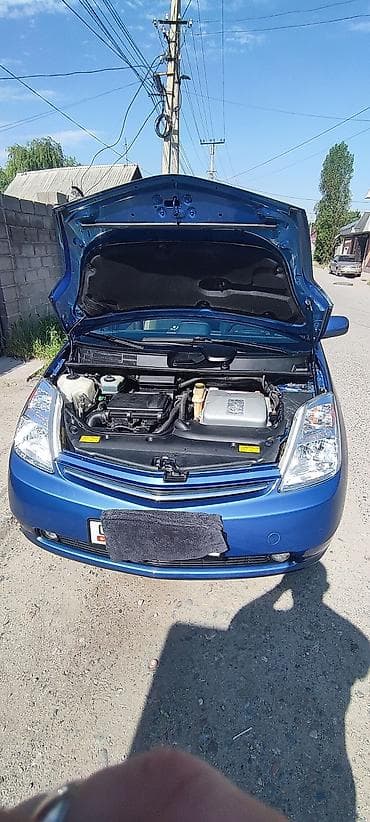 toyo: Toyota Prius: 2005 г., Автомат, Гибрид, Хэтчбэк — 9