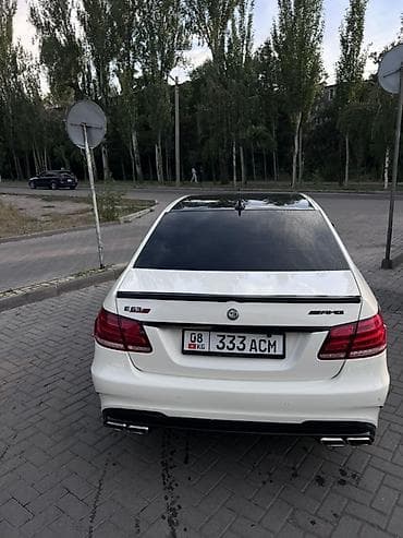 Mercedes-Benz E-Class: 2010 г., 2 л, Автомат, Бензин, Седан — 7