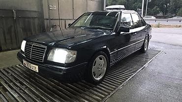 Mercedes-Benz W124: 1993 г., 3.2 л, Автомат, Бензин, Седан