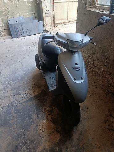 Тип скутера Suzuki, 50 куб. см, Бензин, Б/у