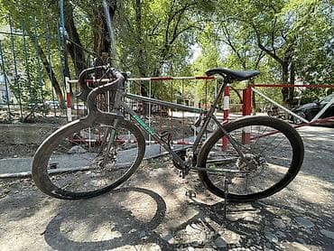 Продам шоссейный велосипед 🚴 Продается шоссейный велосипед в хорошем