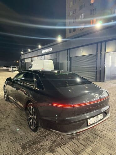 вwв 34: Hyundai Grandeur: 2023 г., 2.5 л, Автомат, Бензин, Седан — 4