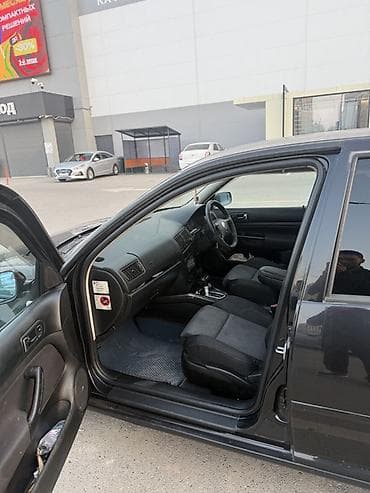 34 кузов: Volkswagen Golf: 2002 г., 2 л, Автомат, Бензин, Хэтчбэк — 5