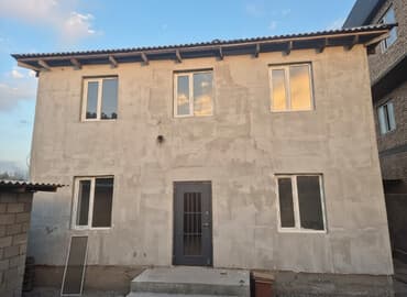 квартира по часовой ош: На длительный срок сдается в аренду здание, под швейный цех или под — 1