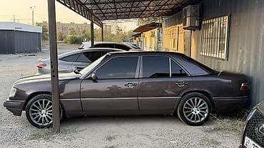 1994: Mercedes-Benz W124: 1994 г., 2.2 л, Механика, Бензин, Седан — 1