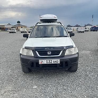 Продажа авто: Автомобиль: компактный кроссовер 5‑дверный, белый с чёрным обвесом — 5