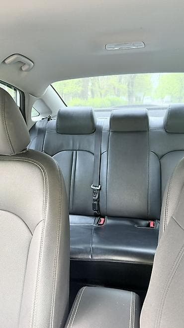 lada largus: Hyundai Sonata: 2019 г., Автомат, Бензин, Седан — 5